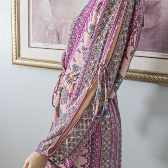 BOHO INSPIRED PRINT LONG SLEEVE MINI DRESS - Picture 4 of 8